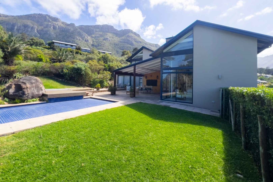 6 Bedroom Property for Sale in Kenrock Country Estate Western Cape